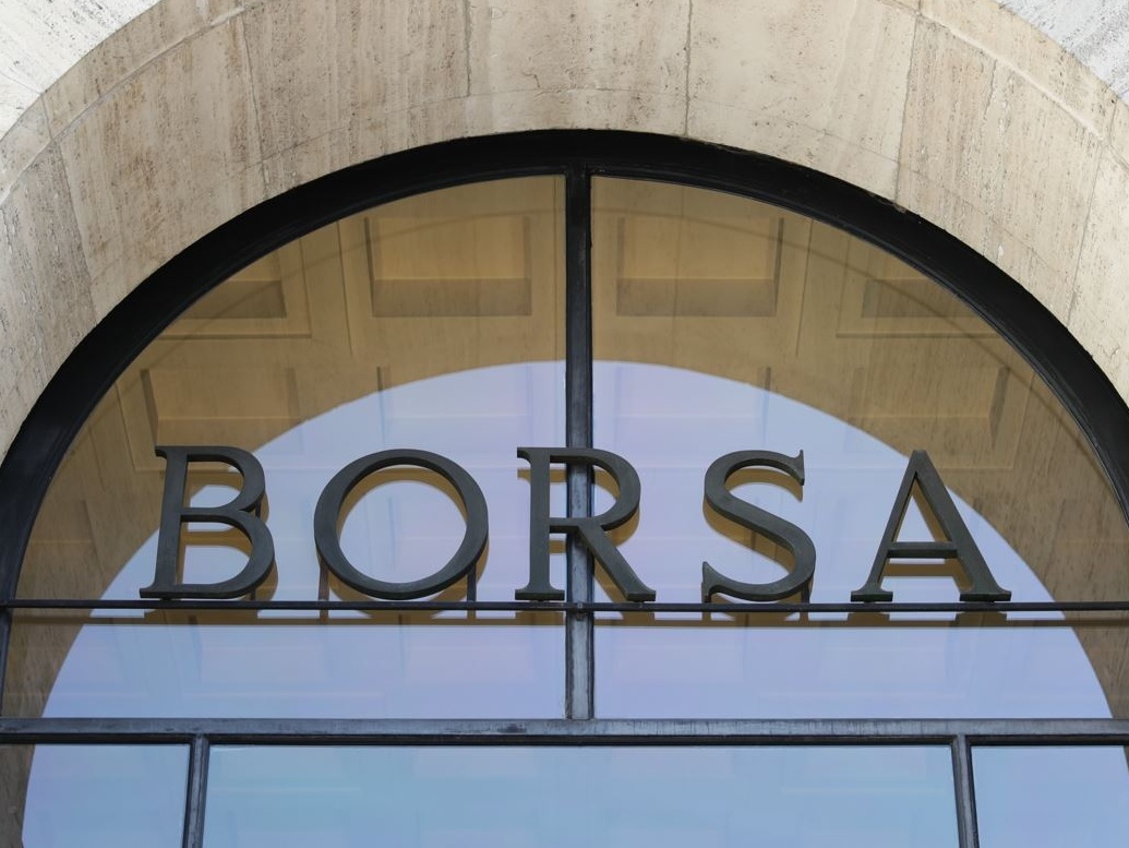 Borse: i bancari trascinano nel baratro Milano