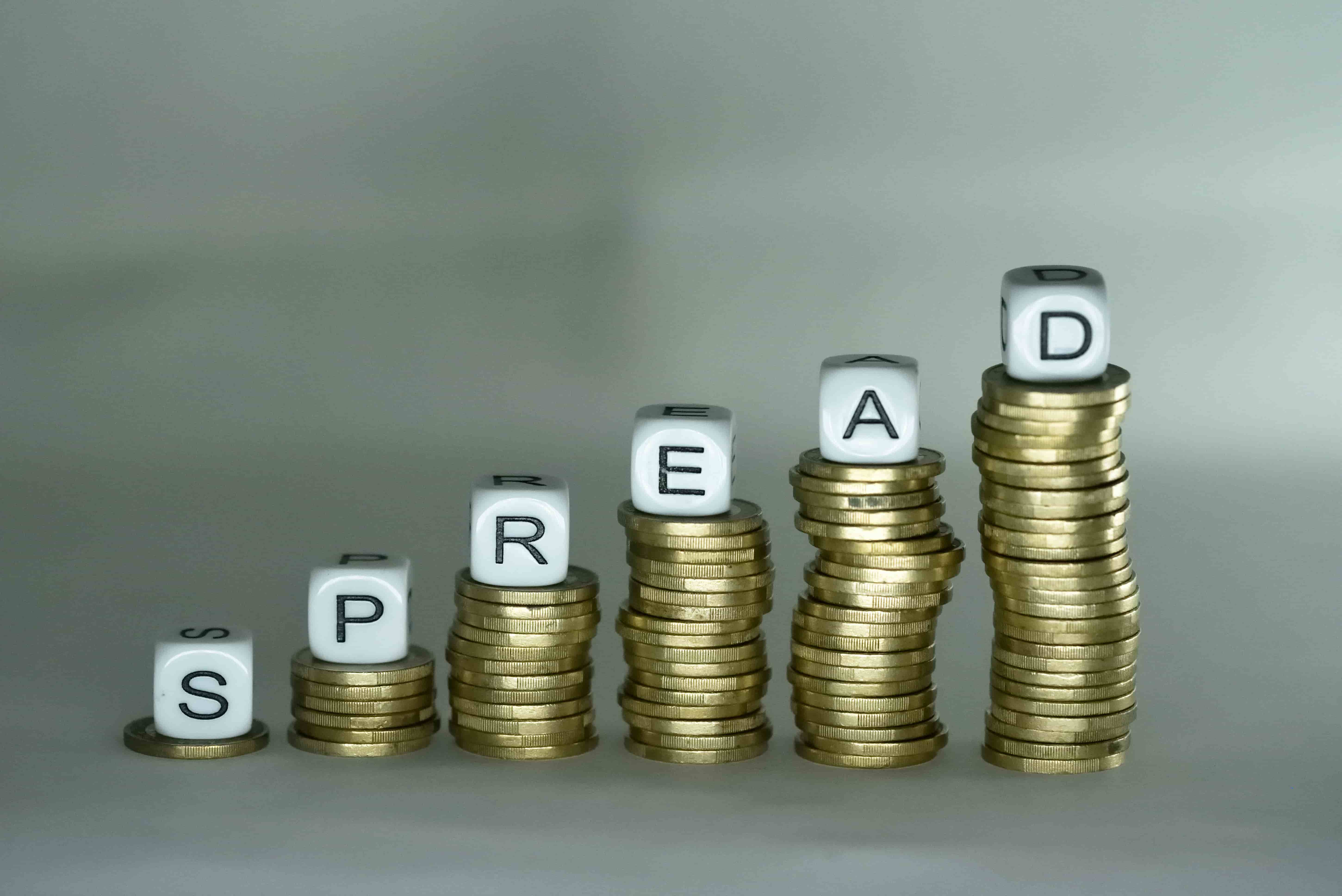 Con lo spread a 100 punti, risparmi fino a 10 miliardi in due anni