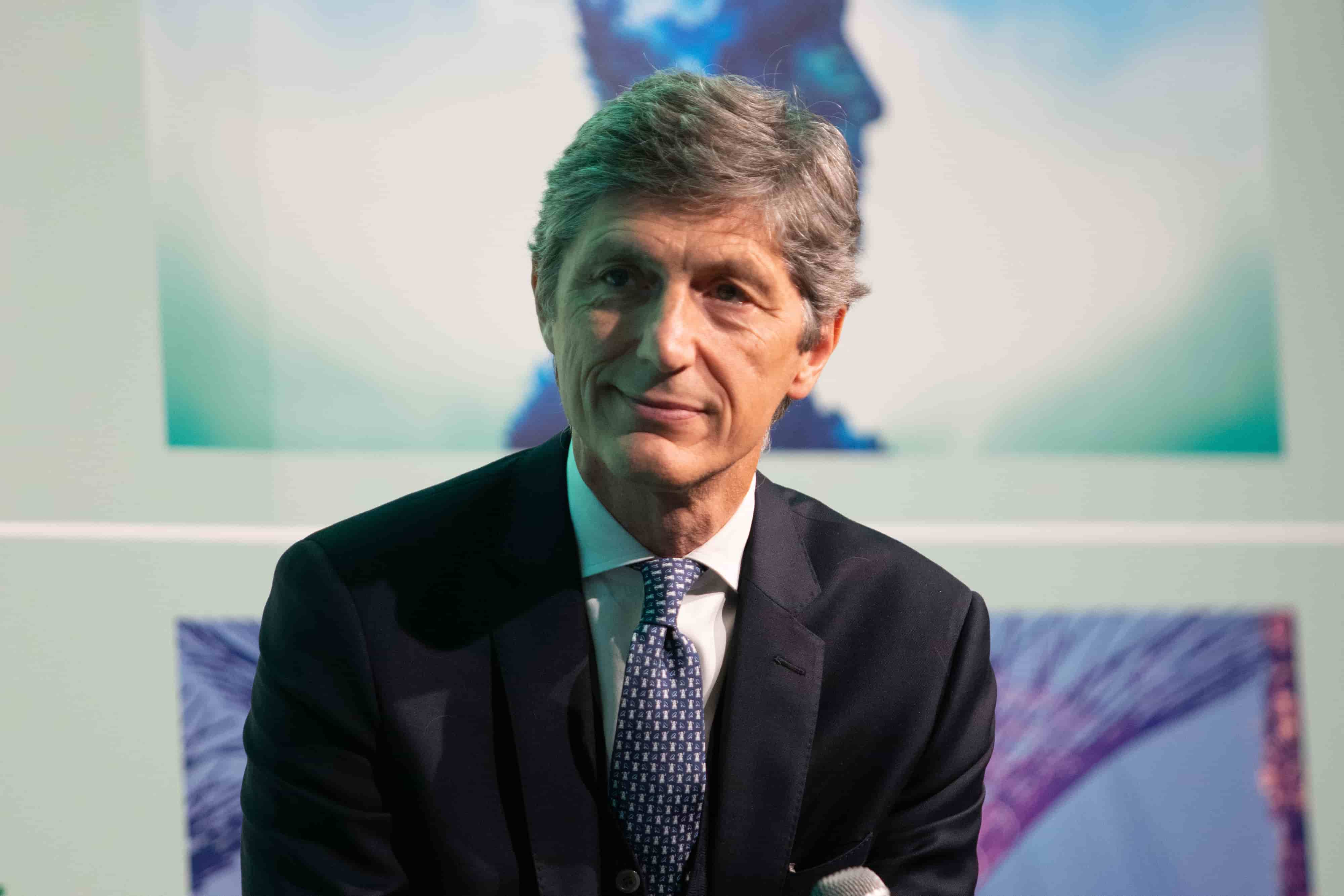 Snam, nei primi 9 mesi 2024 utile netto rettificato sfiora 1 miliardo. Investimenti a +46,1%