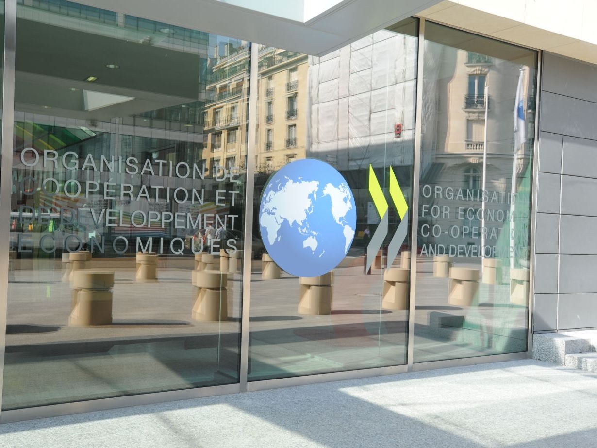 Ocse: il debito globale supera i 100 trilioni di dollari