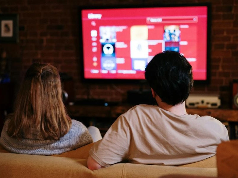Contenuti digitali: nel 2024 la spesa degli italiani raggiunge 3,7 miliardi di euro (+5%)