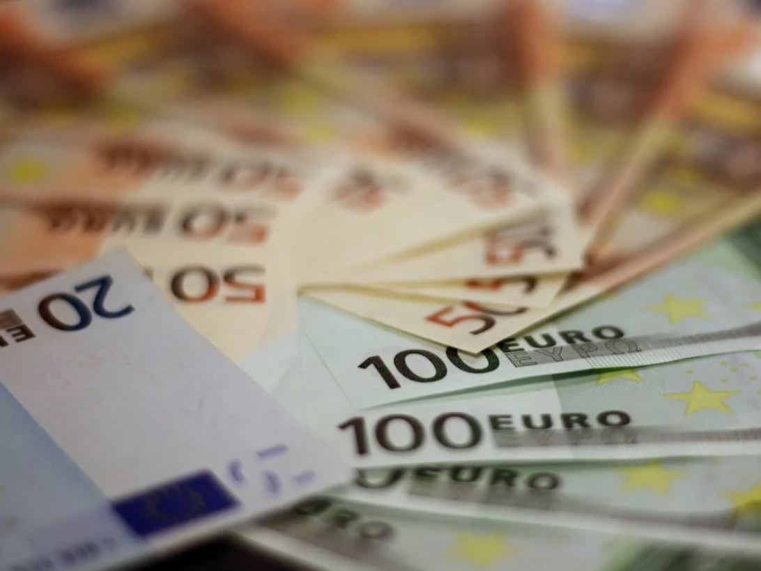 Buste paga e tredicesime, CGIA: al Nord +50% rispetto al Sud