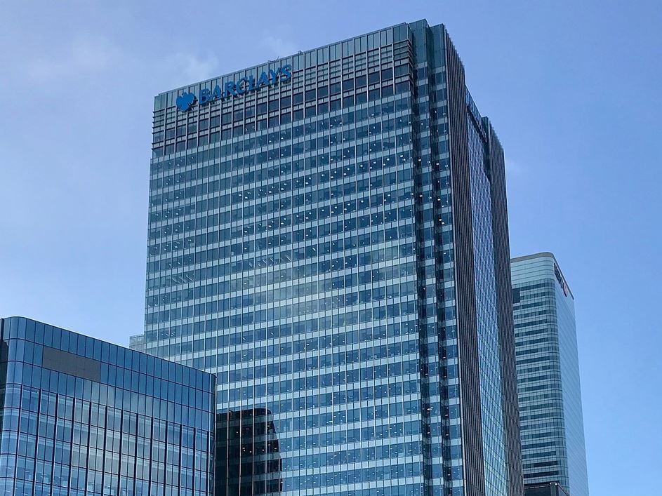 Banche: secco arretramento del titolo di Barclays