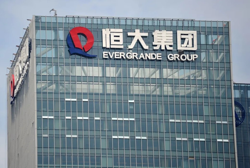 Immobiliare, Cina: Evergrande sarà delistato dalla borsa di Hong Kong