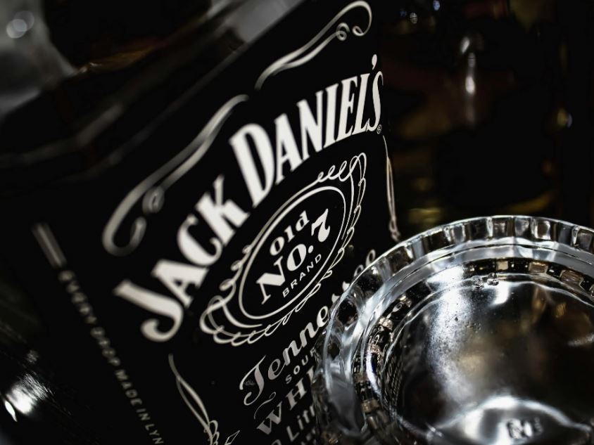 Dazi: il Canada toglie dagli scaffali i liquori 'made in Usa', la Jack Daniel's insorge