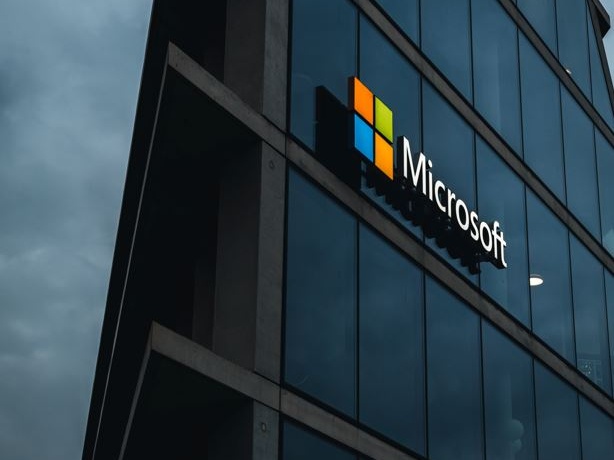 Usa: la sede di Microsoft occupata da dipendenti per protesta contro i legami con Israele