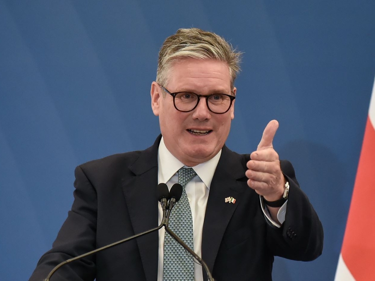 Dazi, Regno Unito: Starmer vuole proteggere le imprese dalla tempesta commerciale
