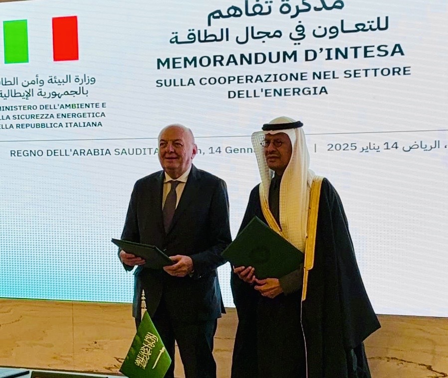 Energia: firmato a Riad un memorandum tra Italia e Arabia Saudita
