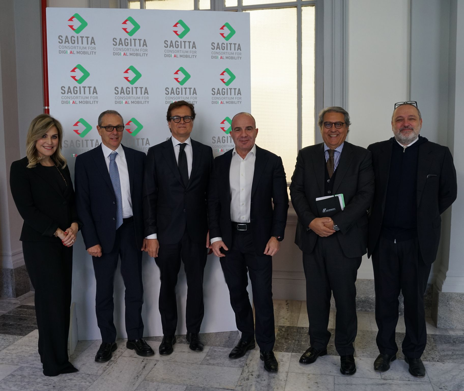 Almaviva e Gruppo FS insieme per la mobilità digitale: nasce il consorzio Sagitta