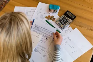 Bollette: il rincaro per una famiglia tipo sarà del 14%