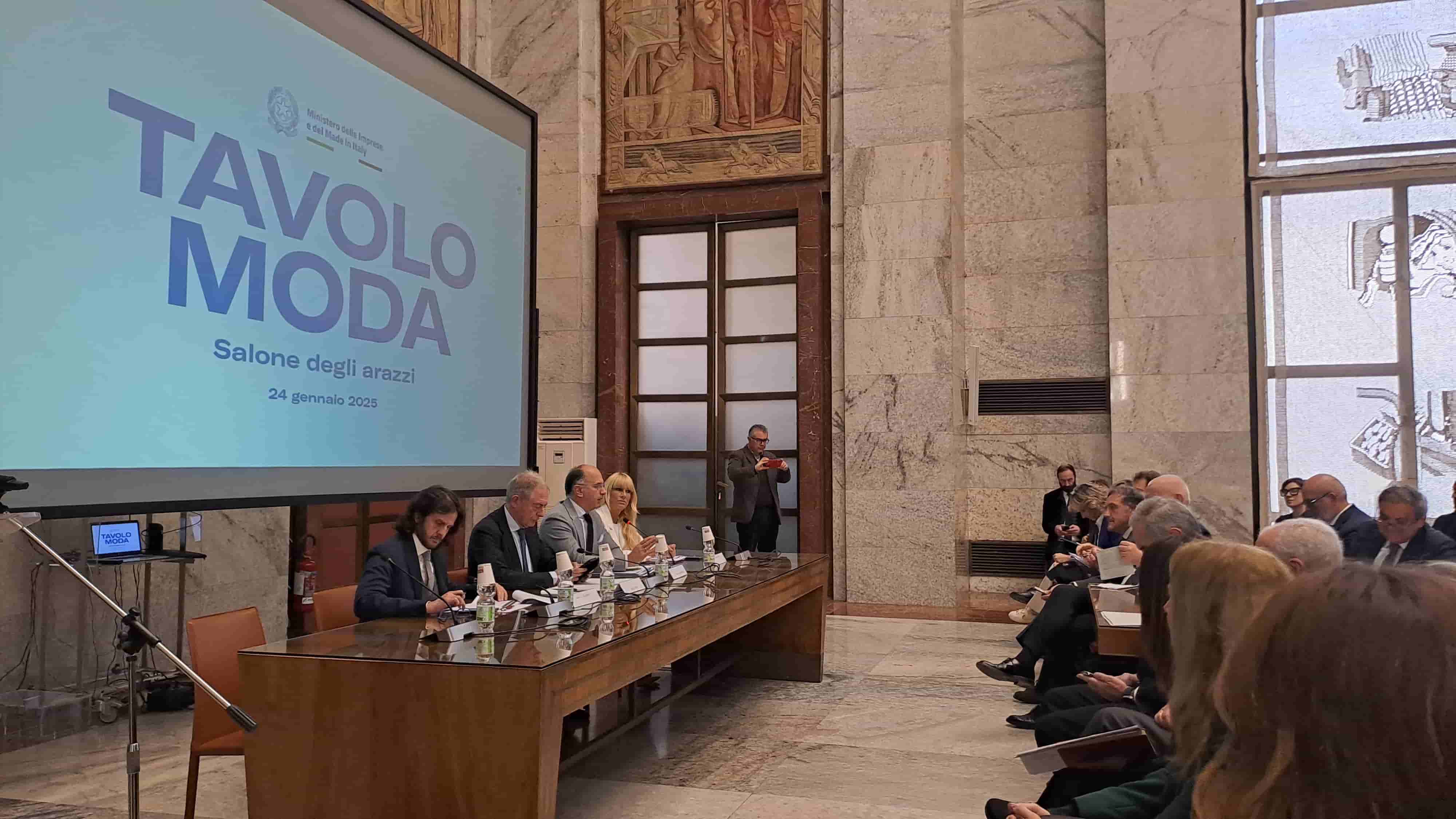 Vignolini: “Passi in avanti contro la crisi della moda. Ma serve più attenzione a Mpi”
