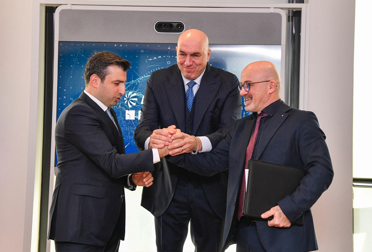 Soddisfazione del Ministro Crosetto per accordo su sviluppo tecnologie unmanned
