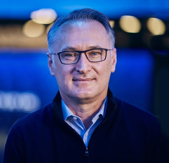 Stellantis e Mistral AI rafforzano la partnership strategica