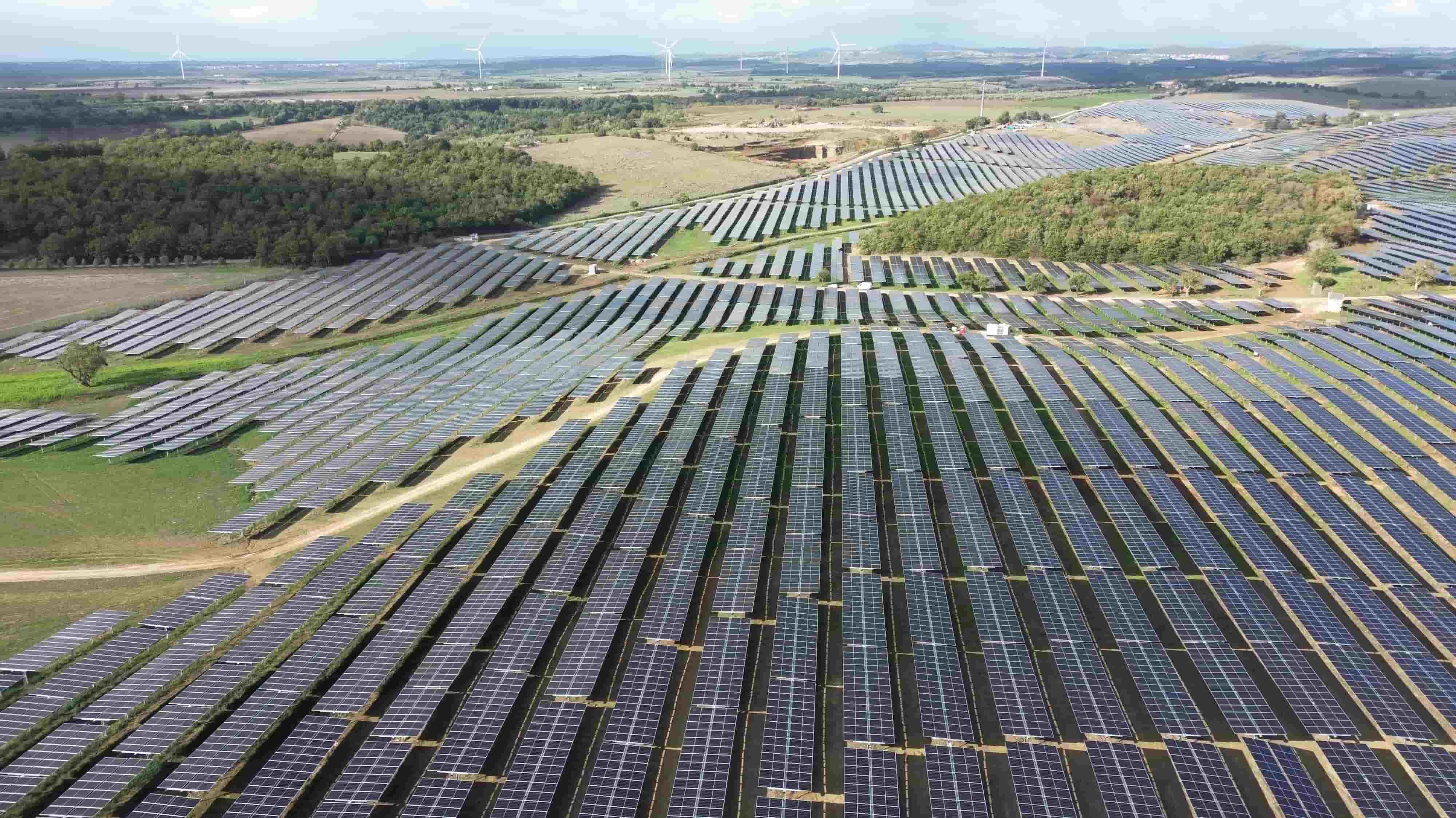 Edison Energia firma con Data4 un Power Purchase Agreement (PPA) per sviluppare l’energia solare in Italia