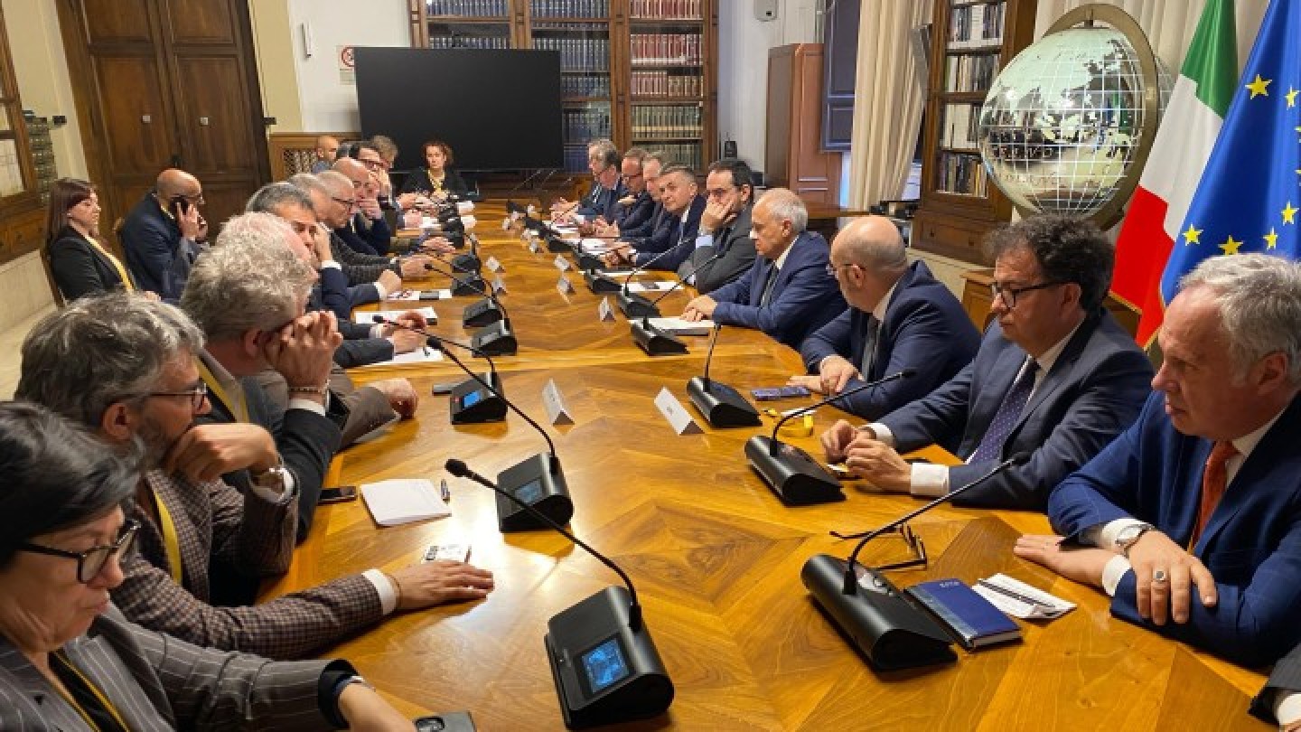 Tpl, via libera al Mit per l'accordo sul contratto collettivo nazionale