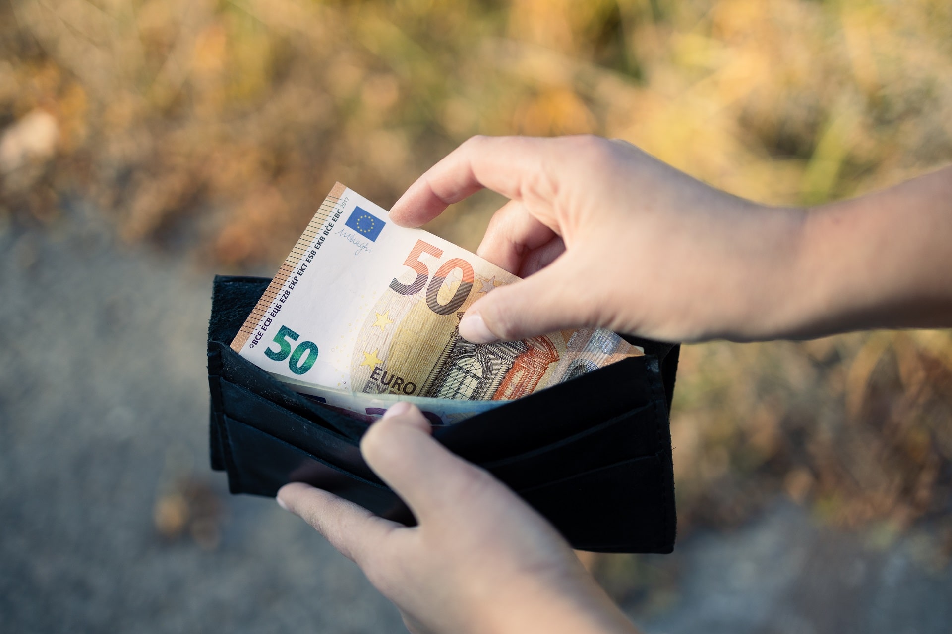 Inflazione, Codacons: si conferma stangata di primavera sulle tasche degli italiani