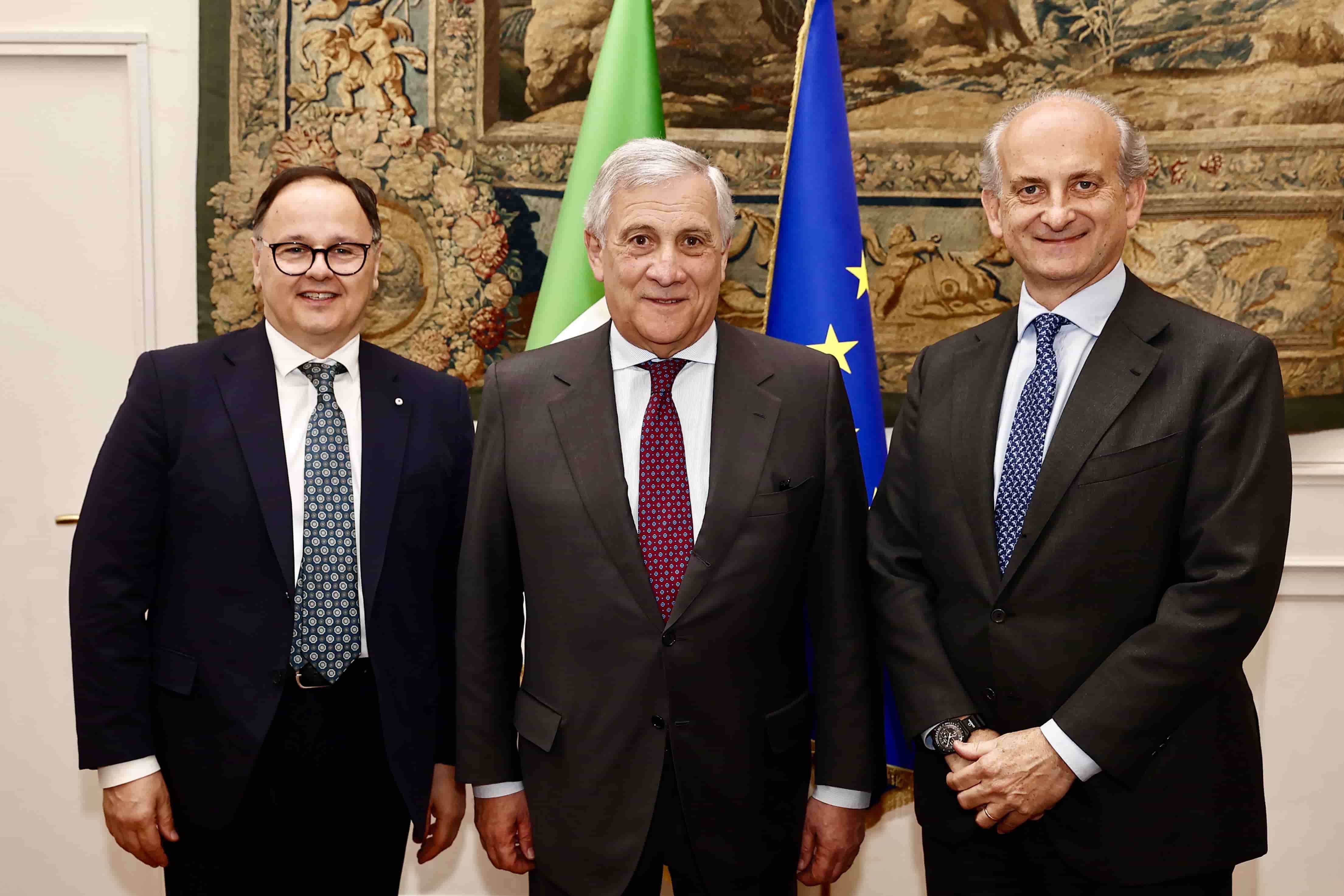 La Uiv incontra il ministro Tajani sul tema dei dazi a vino e alcolici al 200%