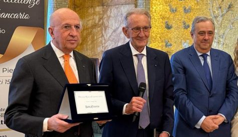 Patuelli (ABI) premiato alla Cerimonia delle eccellenze del settore bancario