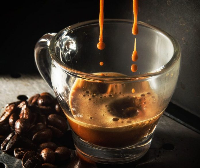Caffè: tazzina a 2 euro sempre più reale