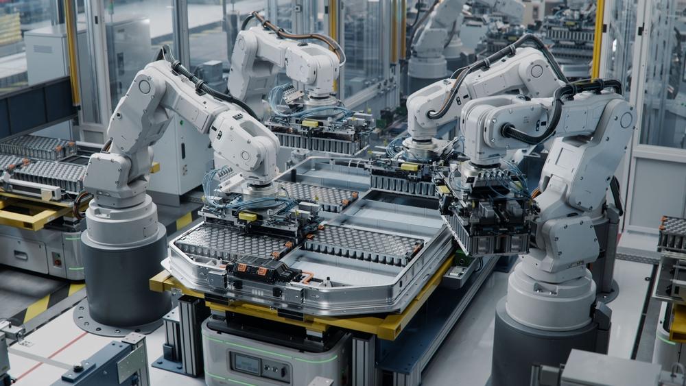 Lieve crescita per la produzione industriale a novembre