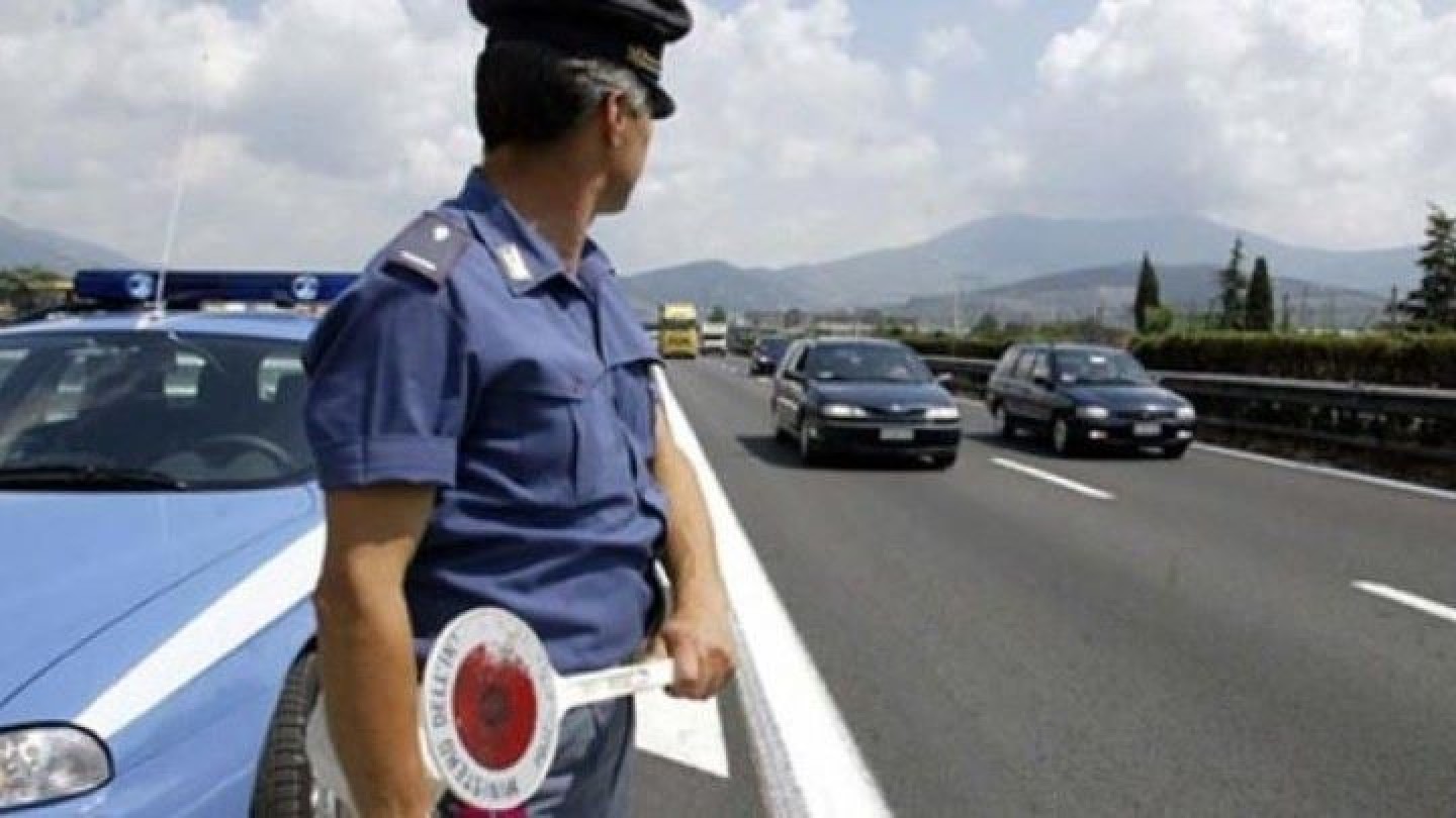 Codice della strada, dopo due mesi incidenti in calo del 6% con 55 vittime in meno