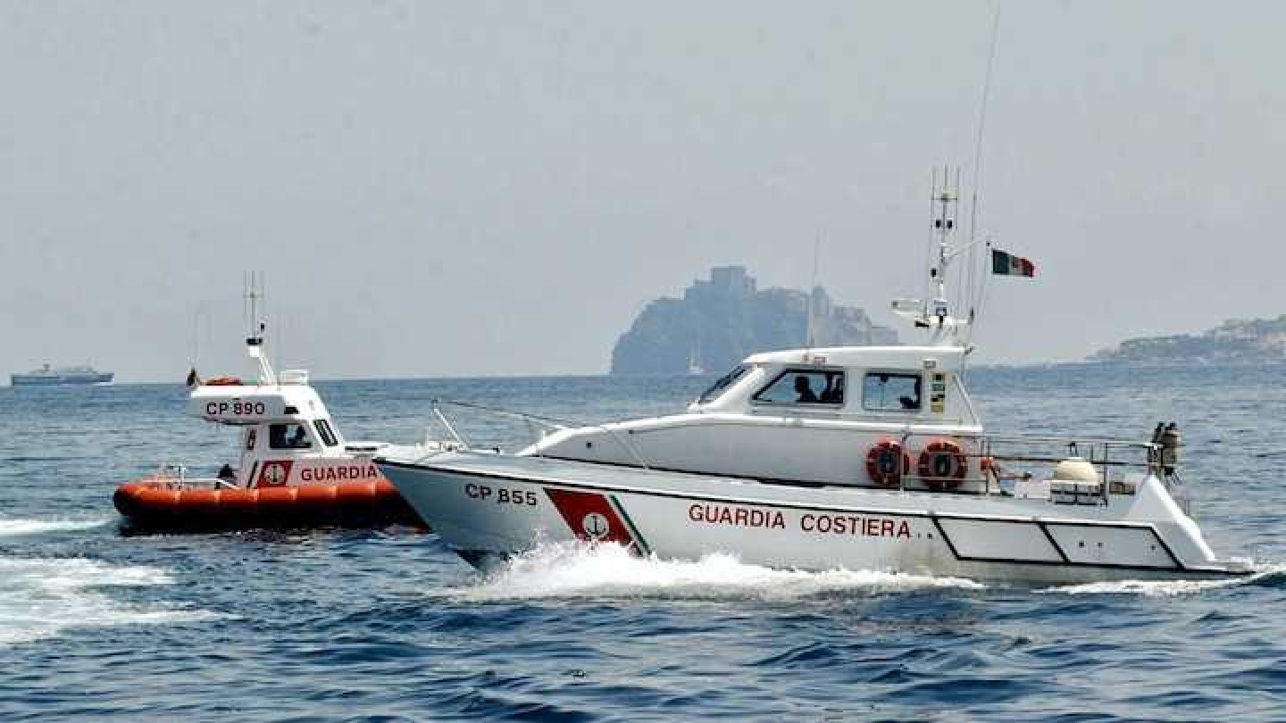 Mit: Salvini firma decreto istituzione Reparto Operativo Laghi della Guardia Costiera