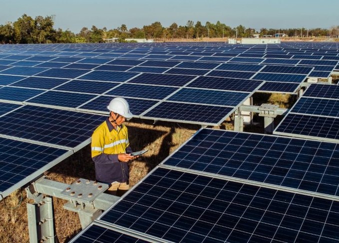 Energia rinnovabile: Intesa Sanpaolo partecipa al finanziamento da €2,5mld a Sonnedix