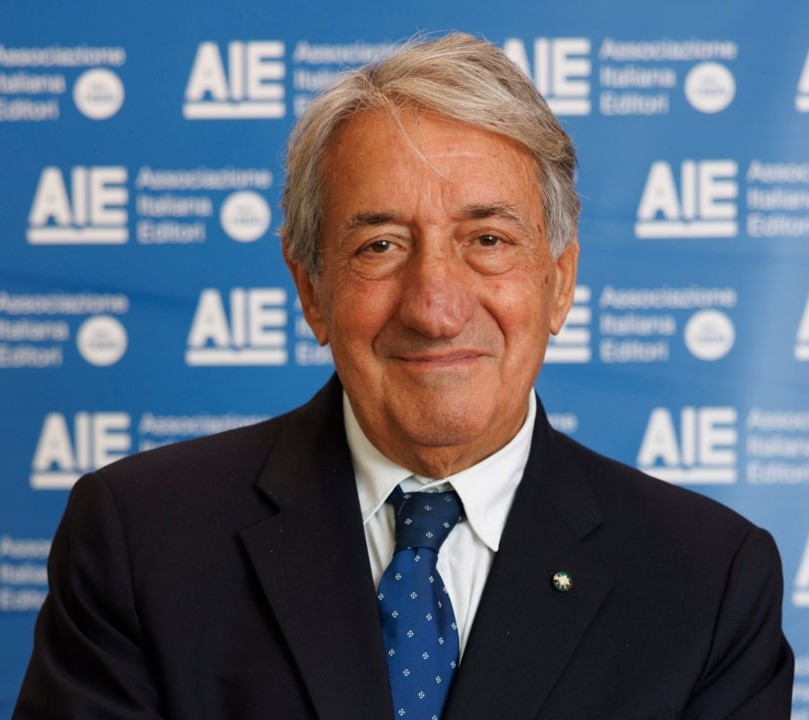 AIE: 2,4 milioni di copie in meno comprate dai lettori nel 2024 nei canali trade