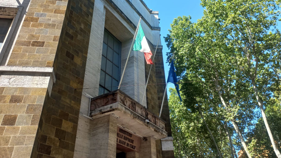 Lear Corporation, progressi nella vertenza al Mimit: possibile nuovo investitore