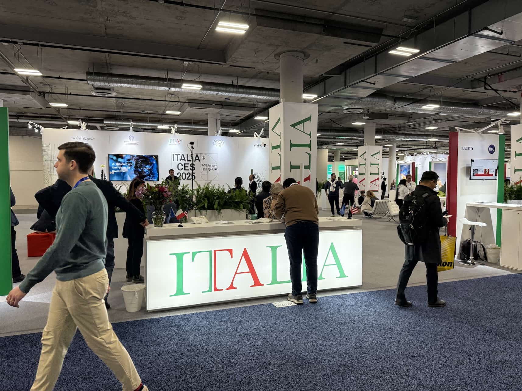 CES 2025, la terza giornata: dai sensori all'intelligenza artificiale, focus sulla tecnologia italiana che rende la vita smart