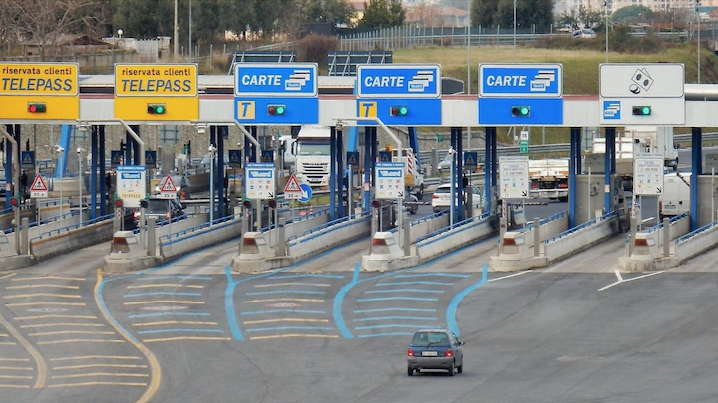Autostrade, nuovo anno senza aumenti: tariffe congelate per 22 concessionarie