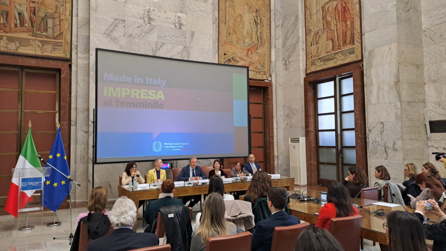 Mimit, Urso e Roccella firmano decreto per rinnovo Comitato Impresa Donna