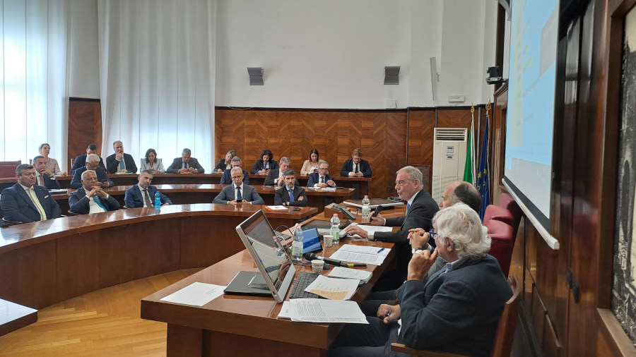 Taranto: da Siderurgia a eolico, presentati al Mimit 15 progetti per oltre 5mila occupati