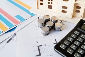 Inflazione: con il tasso al +1,7% ricadute di 535,50 euro annui a famiglia, 130 solo nel settore alimentare.