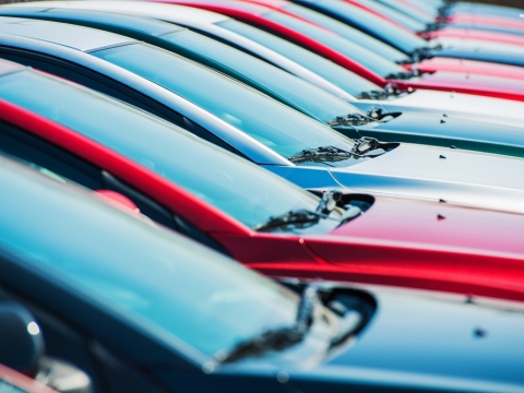Mercato auto maggio -6,6%