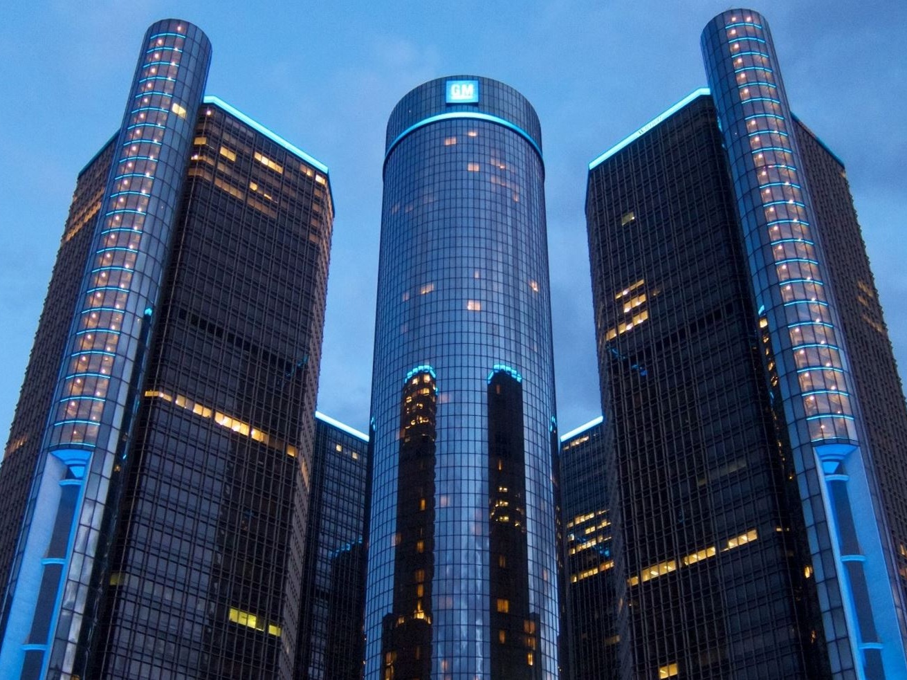 GM licenzia mille dipendenti della divisione software