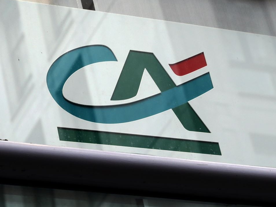 Crédit Agricole sta acquistando il 50% dell'unità di leasing di Guangzhou Automobile Group