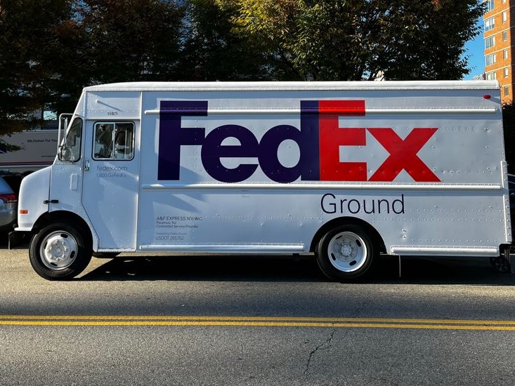 A picco le azioni di FedEx dopo il taglio alle previsioni del fatturato 2024